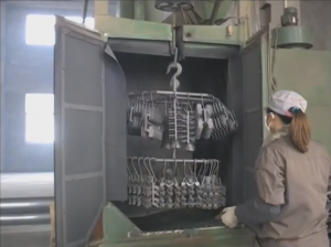 investment-casting-shot-blasting-300x224