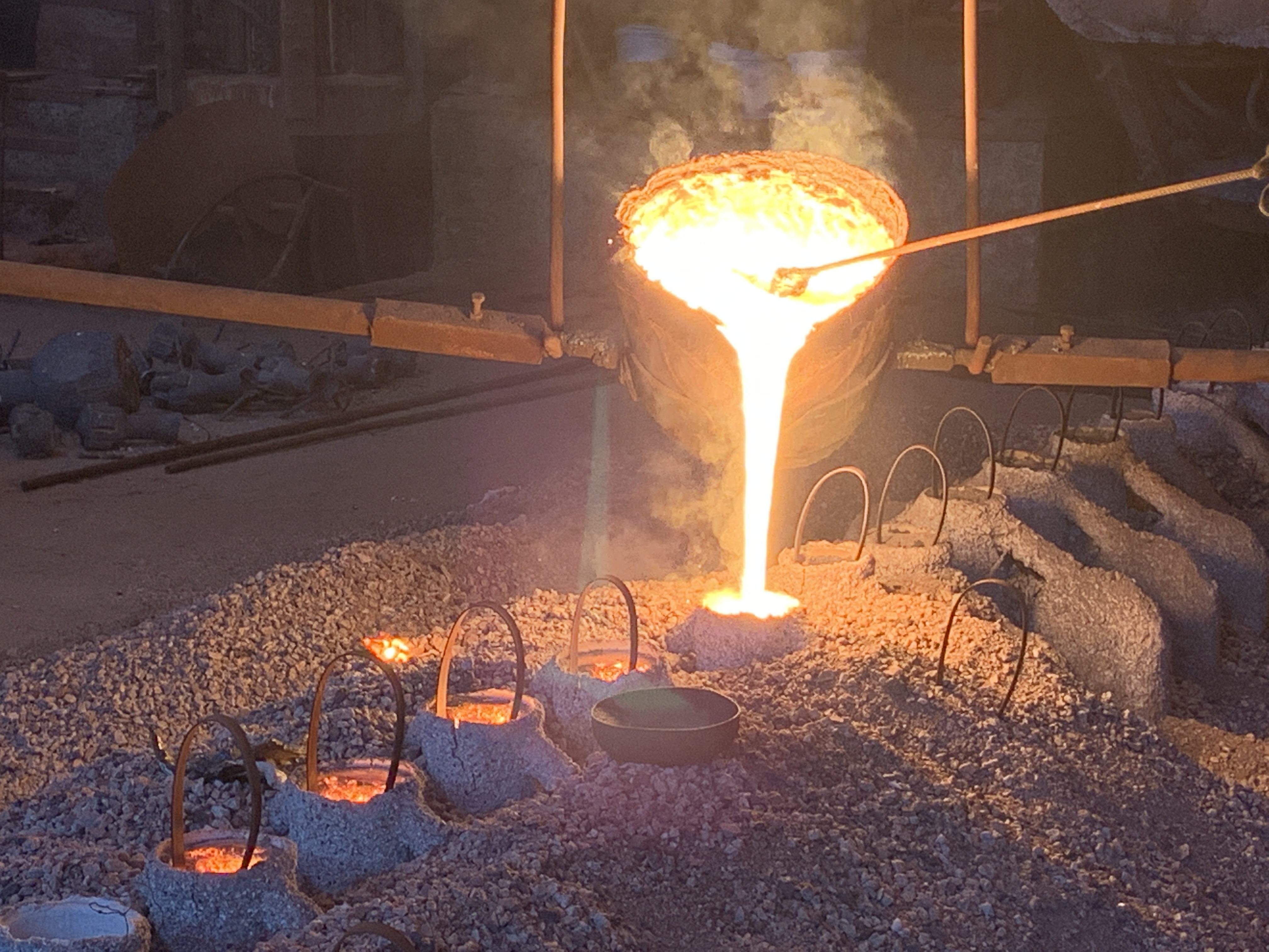 Explain The Difference between Precision Casting And Ordinary Casting